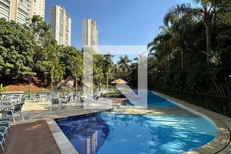 Apartamento à venda com 187m², 4 quartos e 3 vagas Apartamento à venda com 187m², 4 quartos e 3 vagasÁrea comum - Piscina