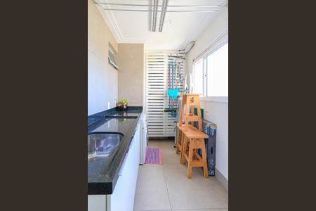 Apartamento à venda com 187m², 4 quartos e 3 vagas Apartamento à venda com 187m², 4 quartos e 3 vagasÁrea de Serviço