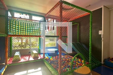 Apartamento à venda com 187m², 4 quartos e 3 vagas Apartamento à venda com 187m², 4 quartos e 3 vagasBrinquedoteca