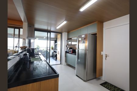 Apartamento à venda com 265m², 4 quartos e 4 vagasCozinha