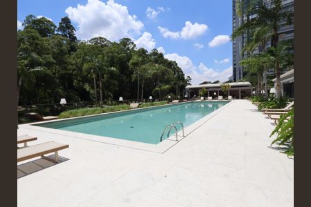 Apartamento à venda com 265m², 4 quartos e 4 vagasÁrea comum - Piscina