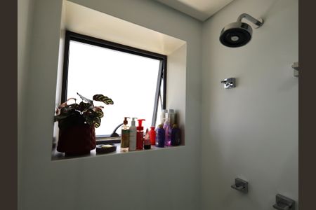 Apartamento à venda com 265m², 4 quartos e 4 vagasBanheiro da Suíte 2