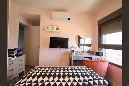 Apartamento à venda com 265m², 4 quartos e 4 vagasSuíte 1