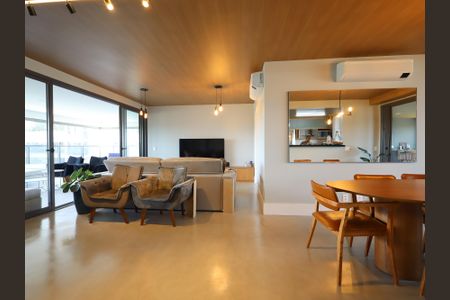 Apartamento à venda com 265m², 4 quartos e 4 vagasSala