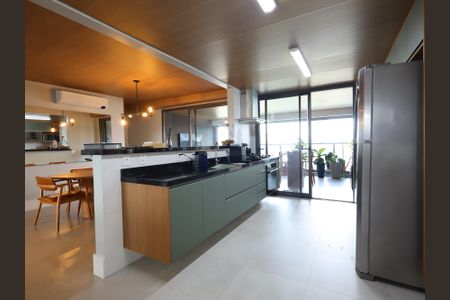 Apartamento à venda com 265m², 4 quartos e 4 vagasCozinha