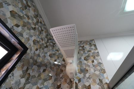 Apartamento à venda com 161m², 2 quartos e 3 vagasBanheiro da Suíte - Chuveiro