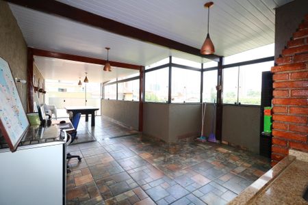 Apartamento à venda com 161m², 2 quartos e 3 vagasCobertura - Área Gourmet