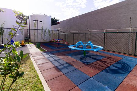 Apartamento para alugar com 32m², 2 quartos e sem vaga Apartamento para alugar com 32m², 2 quartos e sem vagaÁrea Comum - Playground