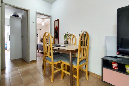 Apartamento para alugar com 80m², 2 quartos e 1 vaga Apartamento para alugar com 80m², 2 quartos e 1 vagaSala