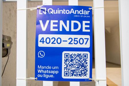 Apartamento à venda com 150m², 3 quartos e 2 vagas Apartamento à venda com 150m², 3 quartos e 2 vagasPlaquinha instalada na fachada