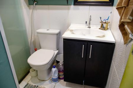 Apartamento à venda com 50m², 2 quartos e 1 vaga Apartamento à venda com 50m², 2 quartos e 1 vagaBanheiro