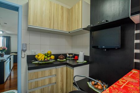 Apartamento à venda com 137m², 3 quartos e 3 vagas Apartamento à venda com 137m², 3 quartos e 3 vagasCozinha