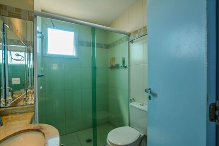 Apartamento à venda com 137m², 3 quartos e 3 vagas Apartamento à venda com 137m², 3 quartos e 3 vagasBanheiro da Suíte 2