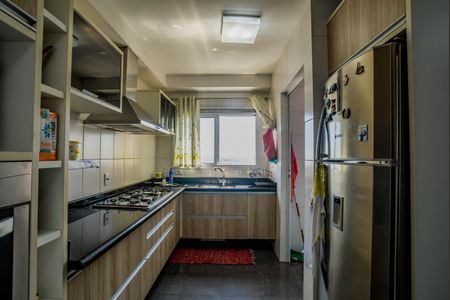 Apartamento à venda com 137m², 3 quartos e 3 vagas Apartamento à venda com 137m², 3 quartos e 3 vagasCozinha