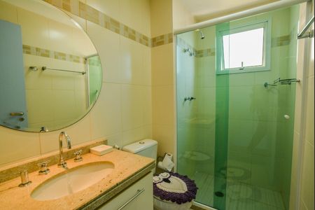 Apartamento à venda com 137m², 3 quartos e 3 vagas Apartamento à venda com 137m², 3 quartos e 3 vagasBanheiro da Suíte 1