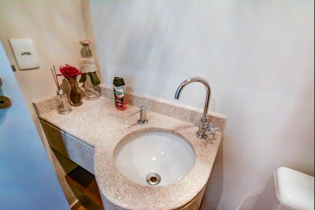 Apartamento à venda com 137m², 3 quartos e 3 vagas Apartamento à venda com 137m², 3 quartos e 3 vagasLavabo