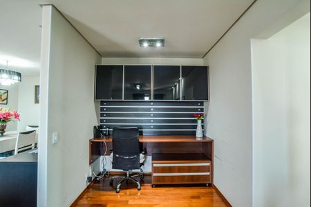 Apartamento à venda com 137m², 3 quartos e 3 vagas Apartamento à venda com 137m², 3 quartos e 3 vagasDetalhe Sala