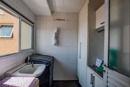 Apartamento à venda com 137m², 3 quartos e 3 vagas Apartamento à venda com 137m², 3 quartos e 3 vagasÁrea de Serviço