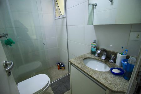 Casa de condomínio à venda com 392m², 4 quartos e 6 vagas Casa de condomínio à venda com 392m², 4 quartos e 6 vagasBanheiro da Suíte 3