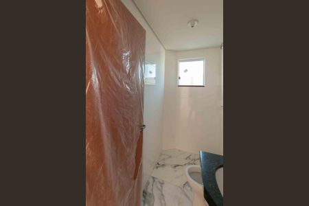 Apartamento à venda com 80m², 2 quartos e 1 vaga Apartamento à venda com 80m², 2 quartos e 1 vagaBanheiro