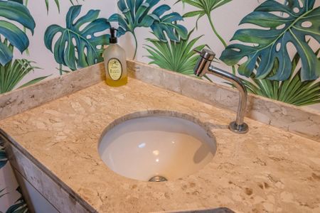 Apartamento para alugar com 192m², 4 quartos e 2 vagas Apartamento para alugar com 192m², 4 quartos e 2 vagasLavabo