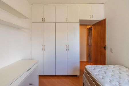 Apartamento para alugar com 192m², 4 quartos e 2 vagas Apartamento para alugar com 192m², 4 quartos e 2 vagasQuarto 1