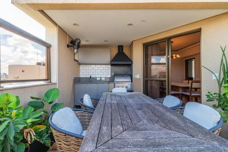 Apartamento para alugar com 192m², 4 quartos e 2 vagas Apartamento para alugar com 192m², 4 quartos e 2 vagasVaranda Gourmet