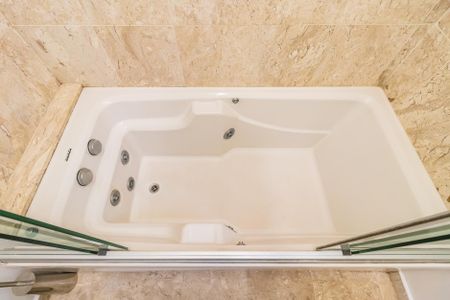 Apartamento para alugar com 192m², 4 quartos e 2 vagas Apartamento para alugar com 192m², 4 quartos e 2 vagasBanheiro da Suíte 3