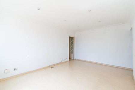 Apartamento à venda com 79m², 2 quartos e 1 vaga Apartamento à venda com 79m², 2 quartos e 1 vagaSala