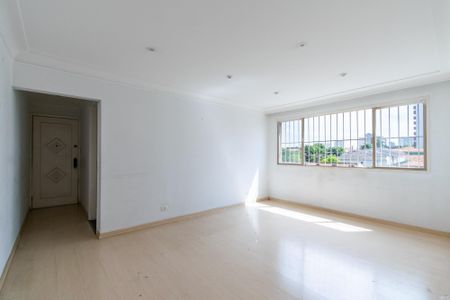 Apartamento à venda com 79m², 2 quartos e 1 vaga Apartamento à venda com 79m², 2 quartos e 1 vagaSala