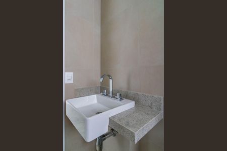 Apartamento à venda com 142m², 2 quartos e 2 vagas Apartamento à venda com 142m², 2 quartos e 2 vagasBanheiro