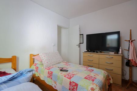Casa à venda com 868m², 4 quartos e 5 vagas Casa à venda com 868m², 4 quartos e 5 vagasCasa 1 - Quarto
