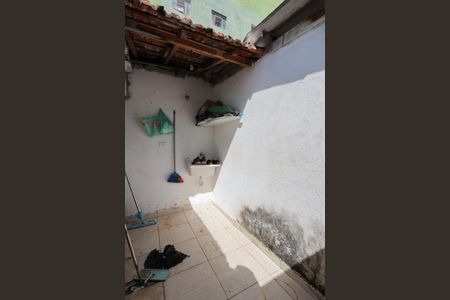 Casa à venda com 868m², 4 quartos e 5 vagas Casa à venda com 868m², 4 quartos e 5 vagasCasa 3 - Área de serviço