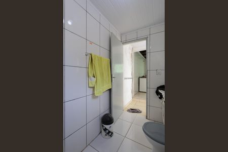 Casa à venda com 868m², 4 quartos e 5 vagas Casa à venda com 868m², 4 quartos e 5 vagasCasa 3 - Banheiro