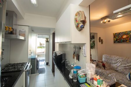 Apartamento à venda com 98m², 2 quartos e 1 vaga Apartamento à venda com 98m², 2 quartos e 1 vagaCozinha