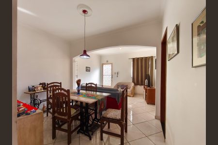 Casa à venda com 50m², 2 quartos e 1 vaga Casa à venda com 50m², 2 quartos e 1 vagaSala