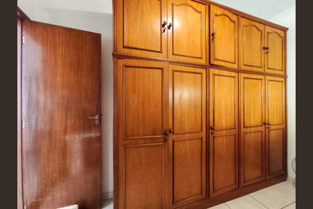 Casa à venda com 50m², 2 quartos e 1 vaga Casa à venda com 50m², 2 quartos e 1 vagaQuarto 2