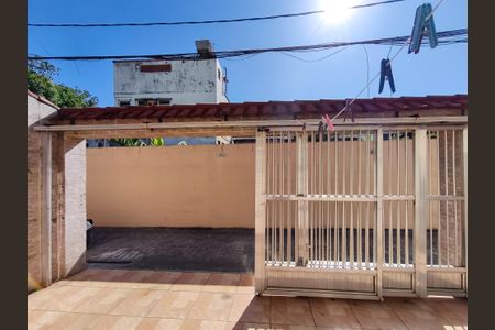 Casa à venda com 50m², 2 quartos e 1 vaga Casa à venda com 50m², 2 quartos e 1 vagaVista da Sala