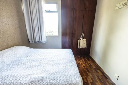 Apartamento à venda com 83m², 3 quartos e 2 vagas Apartamento à venda com 83m², 3 quartos e 2 vagasQuarto 1 / suite