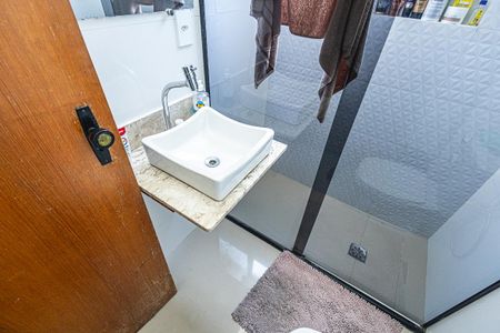 Apartamento à venda com 83m², 3 quartos e 2 vagas Apartamento à venda com 83m², 3 quartos e 2 vagasBanheiro