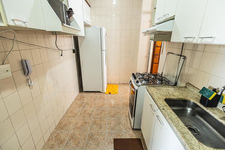 Apartamento à venda com 83m², 3 quartos e 2 vagas Apartamento à venda com 83m², 3 quartos e 2 vagasCozinha