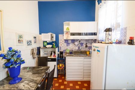 Casa à venda com 247m², 4 quartos e 4 vagas Casa à venda com 247m², 4 quartos e 4 vagasCozinha