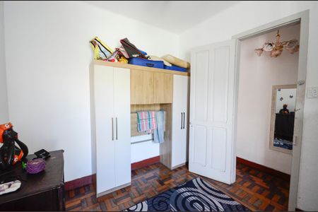 Casa à venda com 247m², 4 quartos e 4 vagas Casa à venda com 247m², 4 quartos e 4 vagasQuarto 3