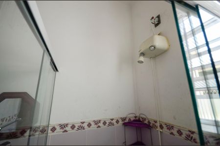 Casa à venda com 247m², 4 quartos e 4 vagas Casa à venda com 247m², 4 quartos e 4 vagasBanheiro 2