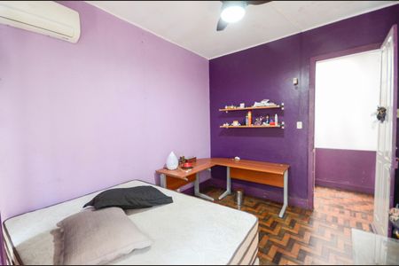 Casa à venda com 247m², 4 quartos e 4 vagas Casa à venda com 247m², 4 quartos e 4 vagasQuarto 2