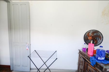 Casa à venda com 247m², 4 quartos e 4 vagas Casa à venda com 247m², 4 quartos e 4 vagasÁrea de Serviço