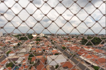 Apartamento à venda com 75m², 2 quartos e 2 vagasVista da Suíte 1