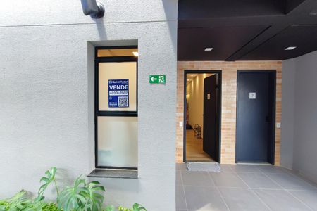 Apartamento à venda com 100m², 2 quartos e 2 vagas Apartamento à venda com 100m², 2 quartos e 2 vagasPlaca