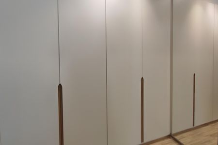 Apartamento à venda com 100m², 2 quartos e 2 vagas Apartamento à venda com 100m², 2 quartos e 2 vagasCloset Suíte