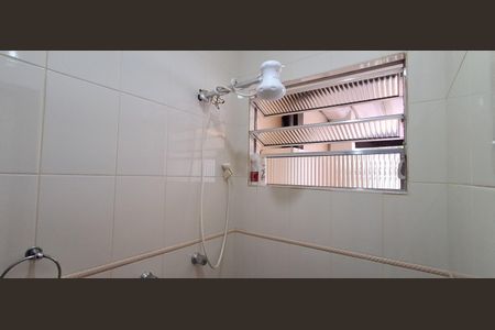 Casa à venda com 144m², 2 quartos e 1 vaga Casa à venda com 144m², 2 quartos e 1 vagaBanheiro Social 2